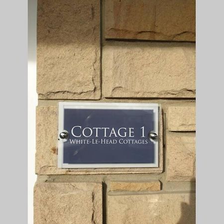Luxury Five Star Cottage One Tantobie Exterior foto